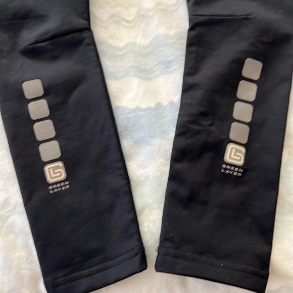 Athletics sleeves - Picture 2 of 3